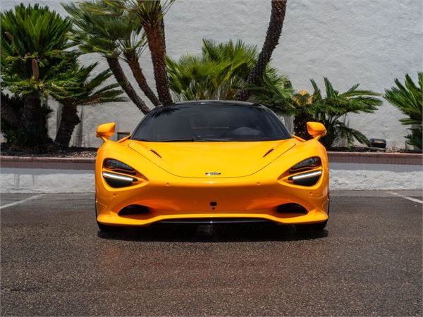 2025 McLaren 750S in Mclaren Orange - exterior photo 3