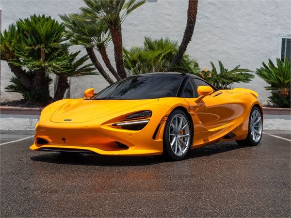 2025 McLaren 750S in Mclaren Orange - exterior photo 11