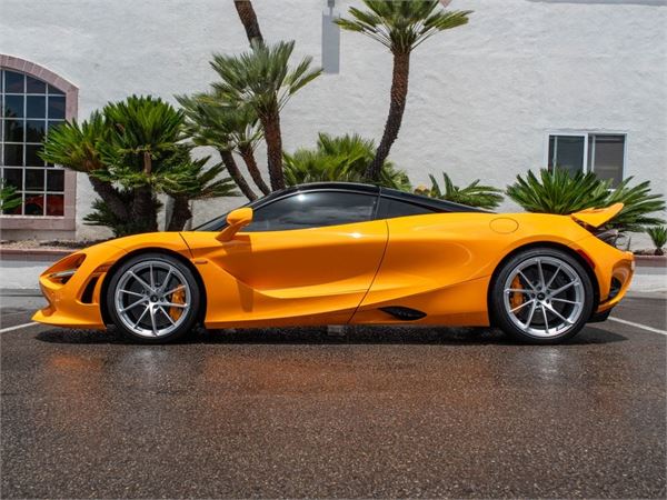 2025 McLaren 750S in Mclaren Orange - exterior photo 4
