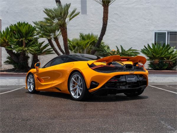 2025 McLaren 750S in Mclaren Orange - exterior photo 9