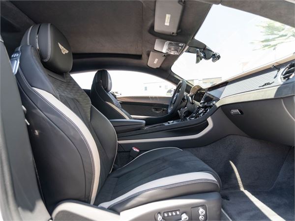 2025 Bentley Continental GT Speed in Extreme Silver by Mulliner - interior photo 18