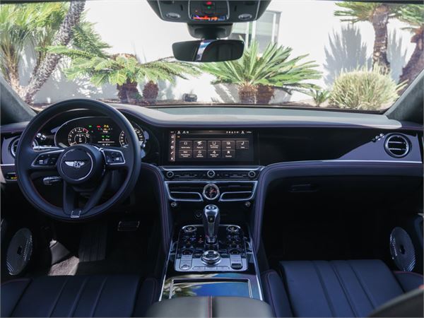 2026 Bentley Flying Spur V8 in Pale Brodgar - interior photo 15