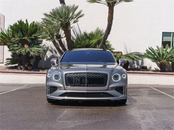 2026 Bentley Flying Spur V8 in Pale Brodgar - exterior photo 9