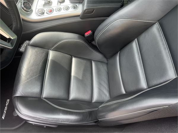 2012 Mercedes-Benz SLS AMG in Iridium Silver Metallic - interior photo 8