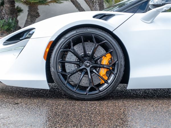 2025 McLaren Artura in Silica White - exterior photo 8