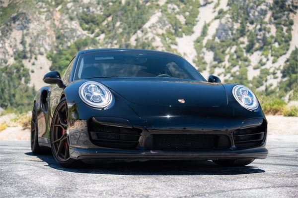 2015 Porsche 911 Turbo in Black - exterior photo 8