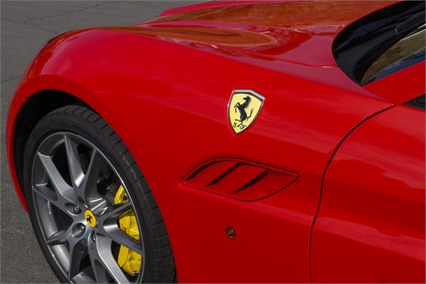 2014 Ferrari California in Rosso Corsa - exterior photo 14