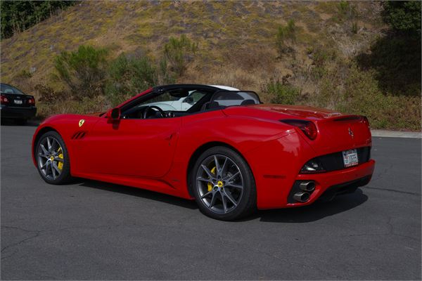 2014 Ferrari California in Rosso Corsa - exterior photo 5