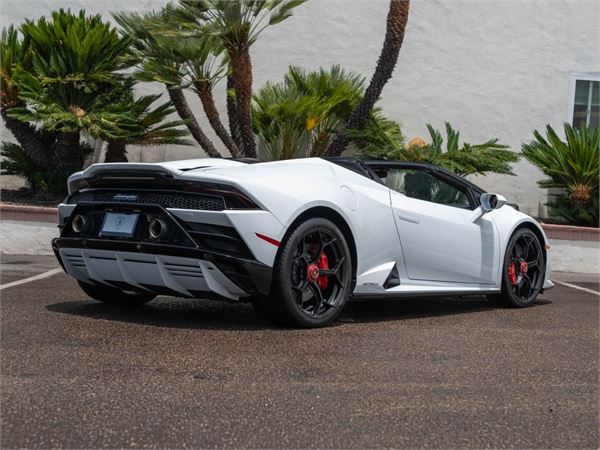 2024 Lamborghini Huracan EVO in Bianco Icarus Metallic - exterior photo 1