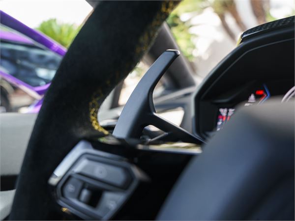 2023 Lamborghini Huracan EVO in Viola Pasifae Metallic - interior photo 22