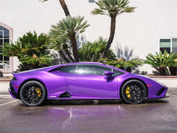 2023 Lamborghini Huracan EVO in Viola Pasifae Metallic - exterior photo 3
