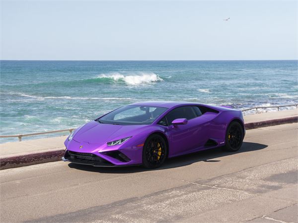 2023 Lamborghini Huracan EVO in Viola Pasifae Metallic - exterior photo 2