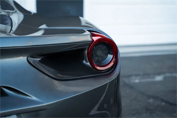 2016 Ferrari 488 Spider in Grigio Silverstone - exterior photo 19