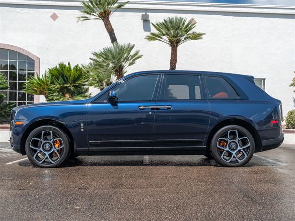 2023 Rolls-Royce Cullinan Black Badge in Midnight Sapphire - exterior photo 4