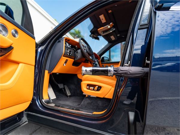 2023 Rolls-Royce Cullinan Black Badge in Midnight Sapphire - interior photo 18