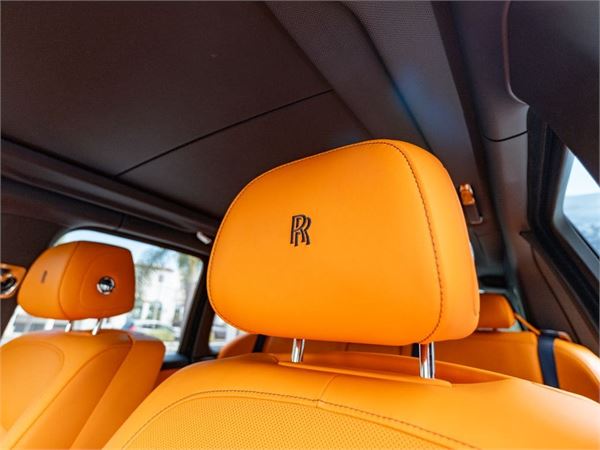 2023 Rolls-Royce Cullinan Black Badge in Midnight Sapphire - interior photo 21