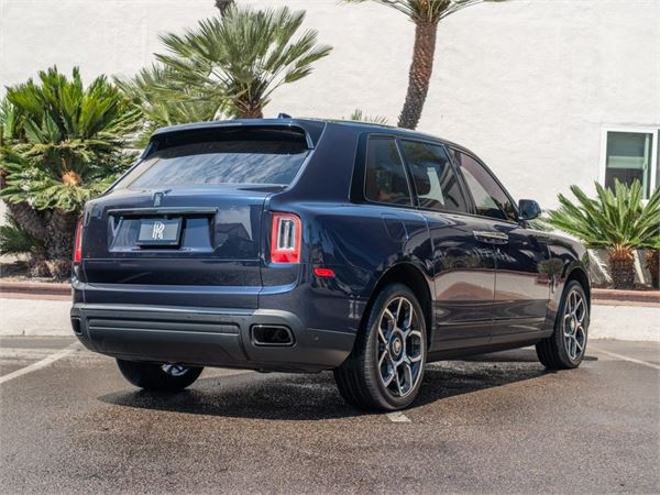 2023 Rolls-Royce Cullinan Black Badge in Midnight Sapphire - exterior photo 3