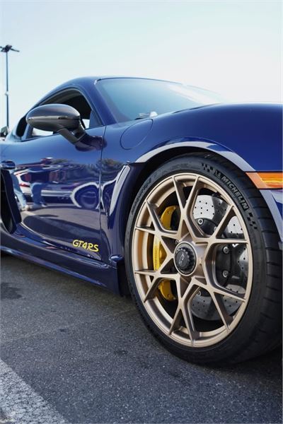 2023 Porsche 718 Cayman GT4 RS in Gentian Blue Metallic - exterior photo 2