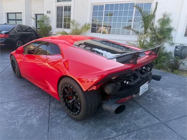 2015 Lamborghini Huracan LP 610-4 in Rosso Mars Metallic - exterior photo 5