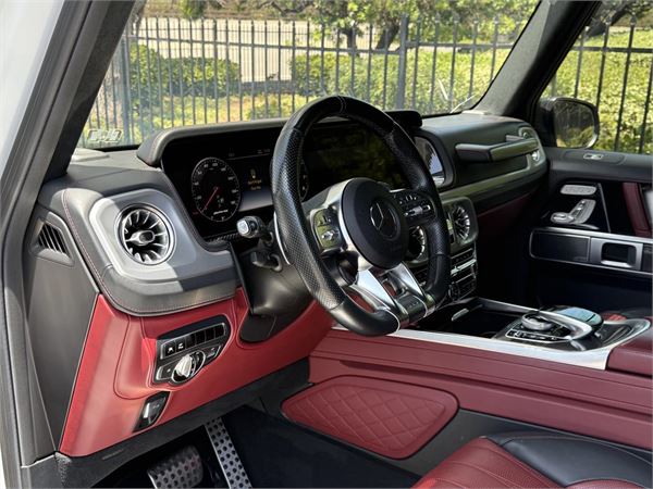 2022 Mercedes-Benz AMG G63 in Moonlight White Magno - interior photo 8