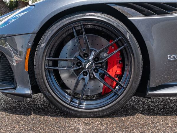 2020 Aston Martin DBS Superleggera Volante in Magnetic Silver - exterior photo 6