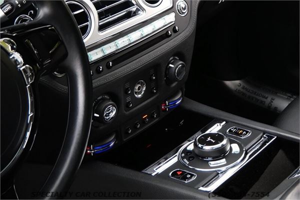 2015 Rolls-Royce Ghost in Diamond Black - interior photo 14
