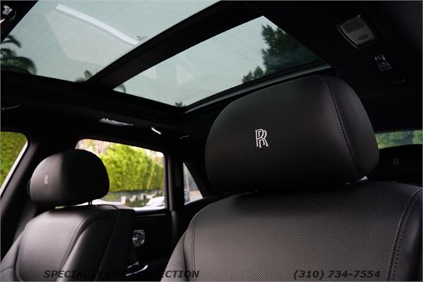 2015 Rolls-Royce Ghost in Diamond Black - interior photo 16
