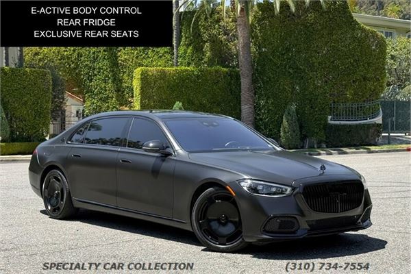 2022 Maybach S580 in Graphite Grey/Matt Black - exterior photo 2