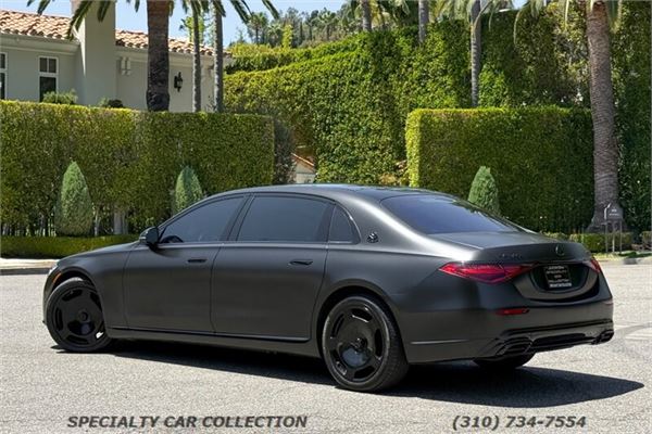 2022 Maybach S580 in Graphite Grey/Matt Black - exterior photo 8