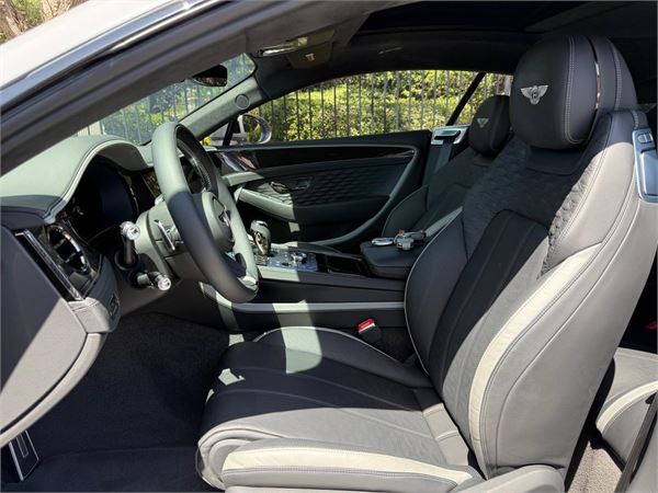 2025 Bentley Continental GT Speed in Cambrian Gray - interior photo 19