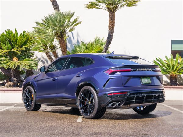 2022 Lamborghini Urus in Blue Astraeus Metallic - exterior photo 15
