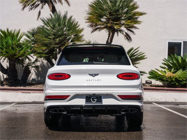 2025 Bentley Bentayga EWB in Glacier White - exterior photo 6