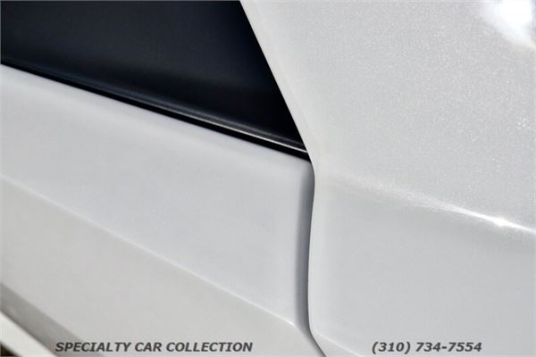 2026 Lamborghini Revuelto in Bianco Icarus - exterior photo 20