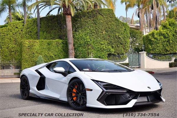 2026 Lamborghini Revuelto in Bianco Icarus - exterior photo 5