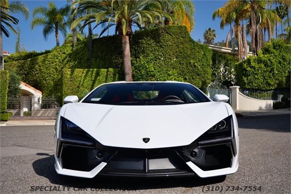 2026 Lamborghini Revuelto in Bianco Icarus - exterior photo 3