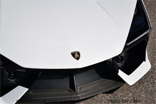2026 Lamborghini Revuelto in Bianco Icarus - exterior photo 16