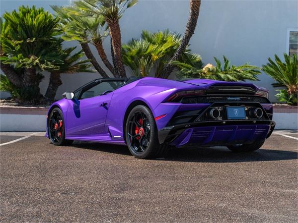 2024 Lamborghini Huracan EVO in Viola Pasifae Metallic - exterior photo 16