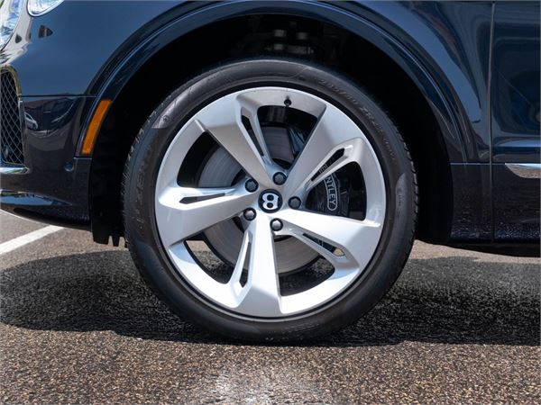 2024 Bentley Bentayga in Dark Sapphire Metallic - exterior photo 5