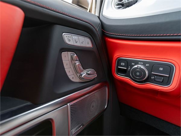 2025 Mercedes-Benz G63 AMG Manufaktur Edition in Manufaktur Night Black - interior photo 20