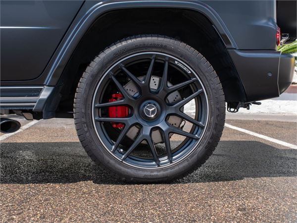 2025 Mercedes-Benz G63 AMG Manufaktur Edition in Manufaktur Night Black - exterior photo 8